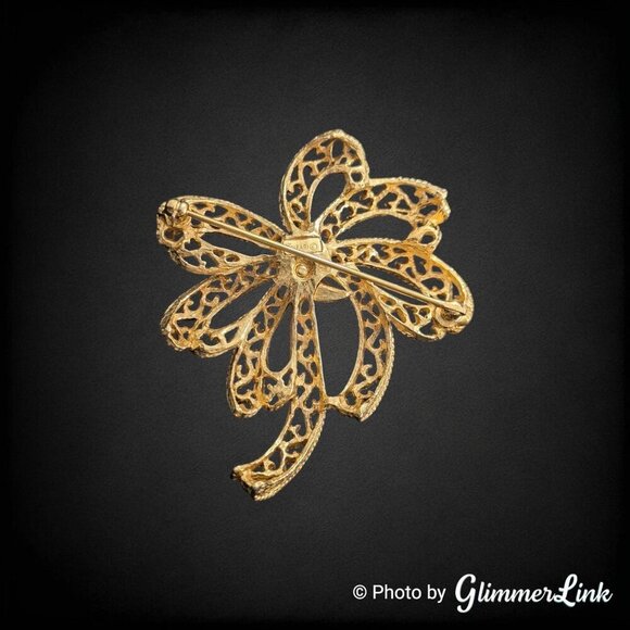 Vintage Crown Trifari Ornate Openwork Ribbon Bow Gold Tone Brooch Pin - Picture 5 of 8